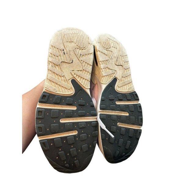 Nike Air Max Excee Women's Shoes Size 4Y Pink/Gold Mesh & Leather - Picture 5 of 9